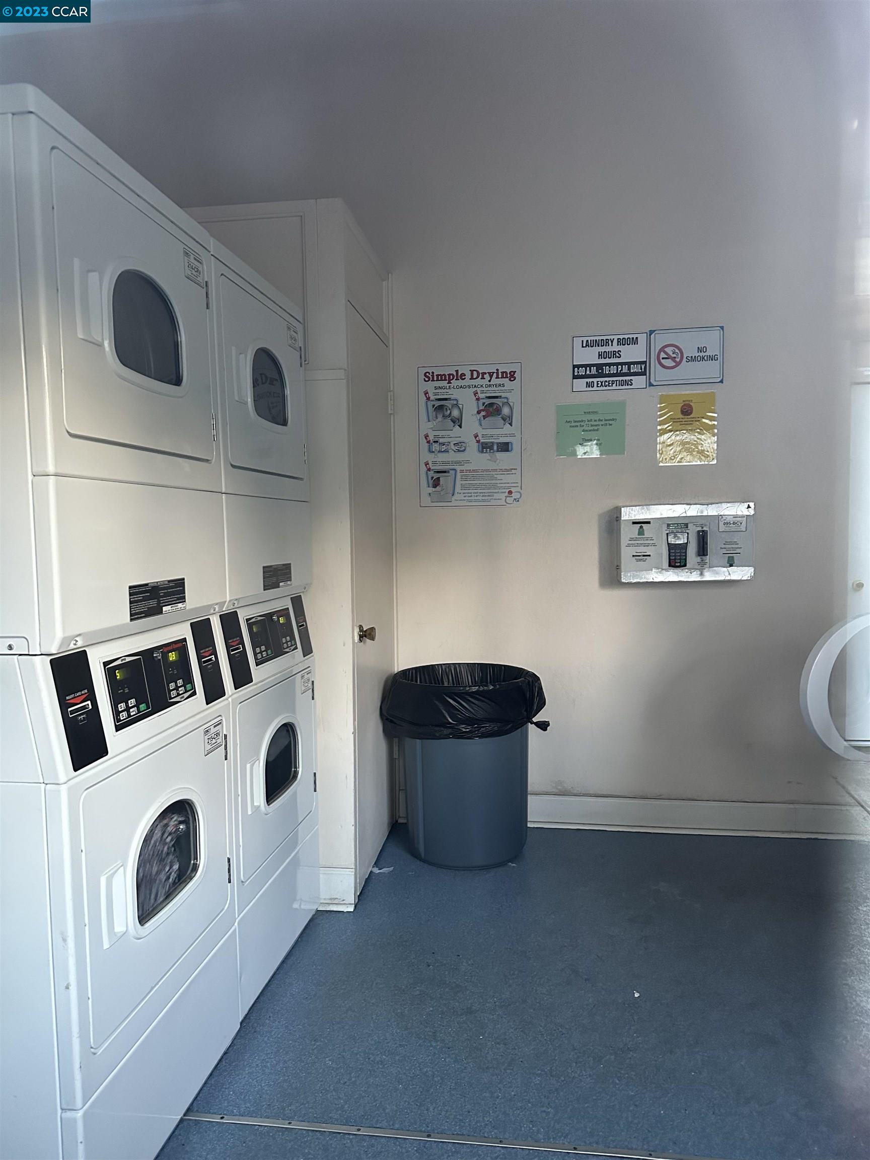 5460 Concord Boulevard Concord, CA 94521 - Photo 18 of 35 a utility room with multiple dryer and washer