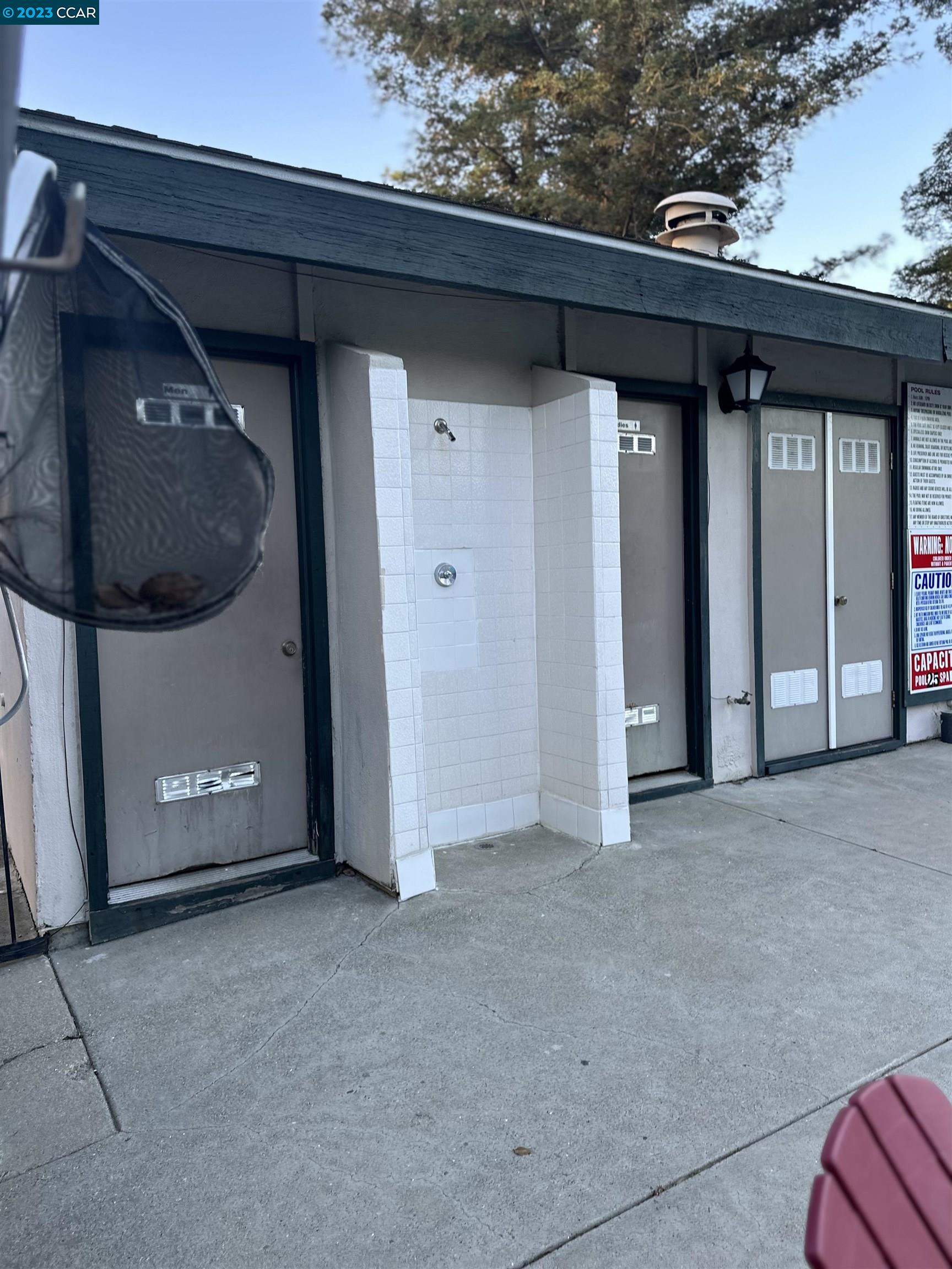 5460 Concord Boulevard Concord, CA 94521 - Photo 30 of 35 a view of outdoor space