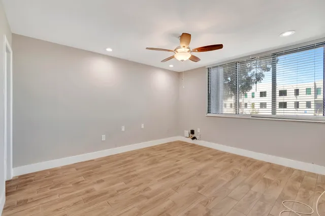 $250,000 | 4248 Deste Court, Unit 202, Lake Worth, FL 33467