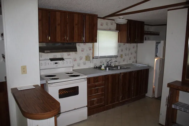 $149,945 | 300 Kelly Bay Road, Walterboro, SC 29488