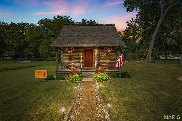 $249,000 | 313 St Marys Road, Ste. Genevieve, MO 63670