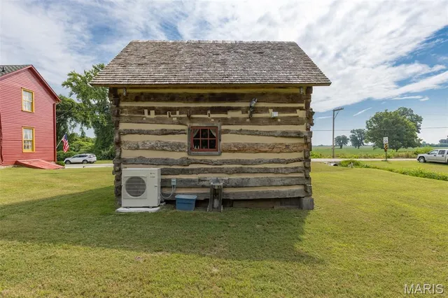 $249,000 | 313 St Marys Road, Ste. Genevieve, MO 63670