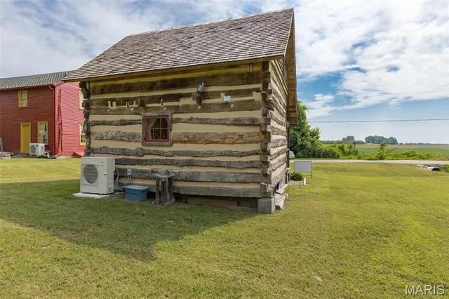 $249,000 | 313 St Marys Road, Ste. Genevieve, MO 63670