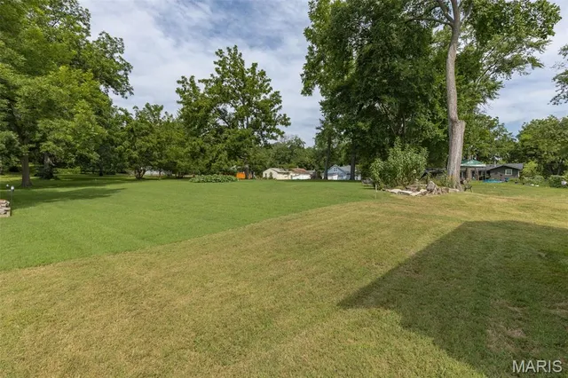 $249,000 | 313 St Marys Road, Ste. Genevieve, MO 63670