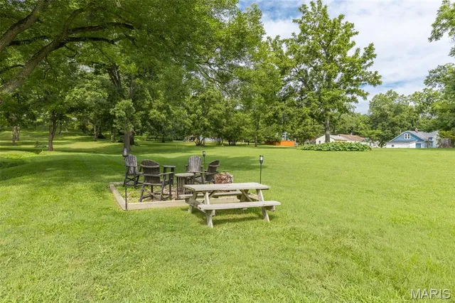 $249,000 | 313 St Marys Road, Ste. Genevieve, MO 63670