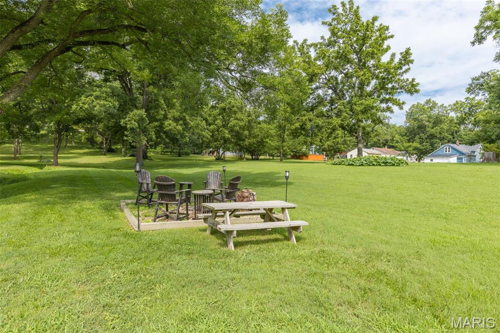 313 St Marys Road Ste. Genevieve, MO 63670 - Photo 9 of 24