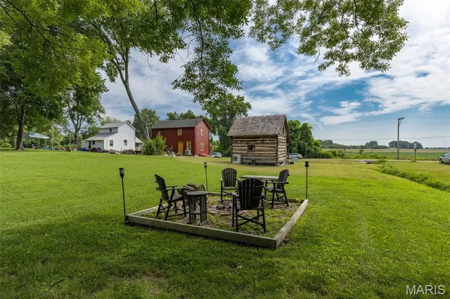 $249,000 | 313 St Marys Road, Ste. Genevieve, MO 63670