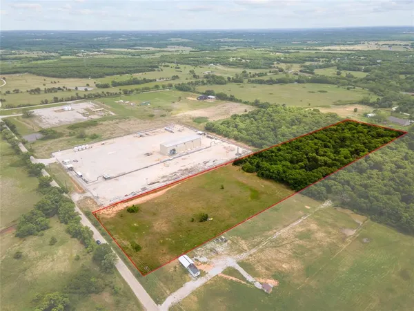 a view of an ocean and beach