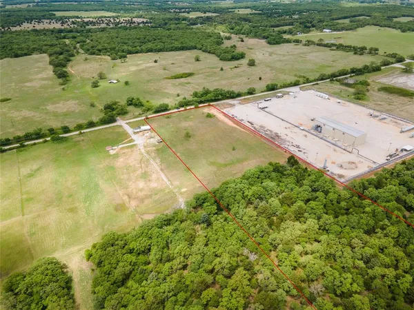 a view of an outdoor space and a lake view