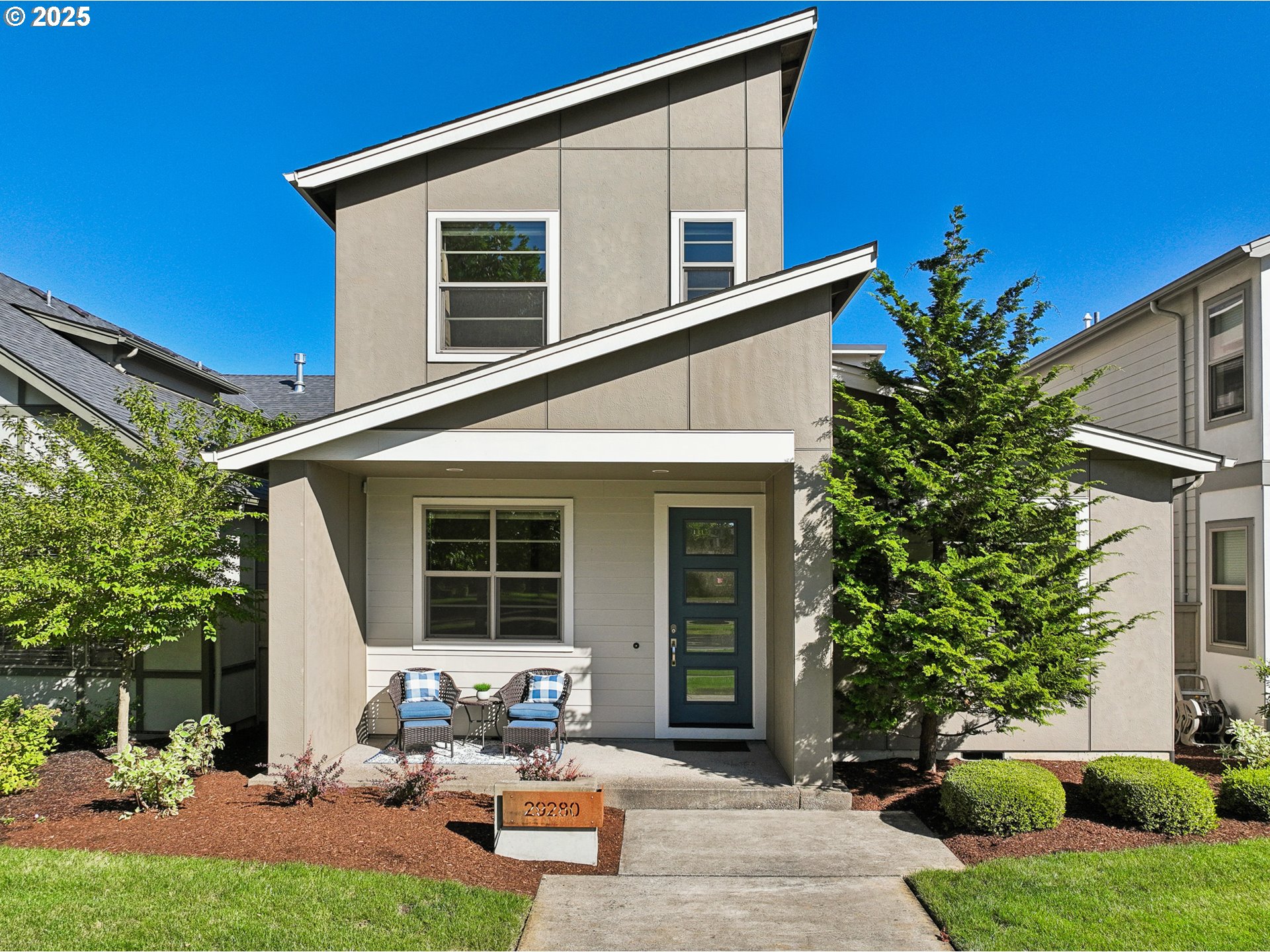 29280 Southwest Costa Circle East Wilsonville, OR 97070 - Photo 1 of 48