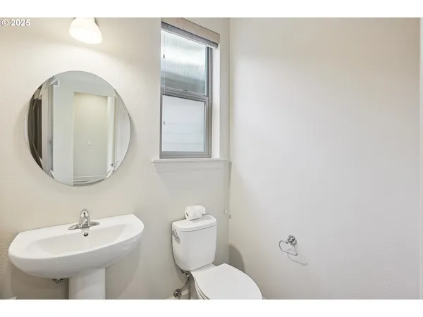 $699,900 | 29280 Southwest Costa Circle East, Wilsonville, OR 97070
