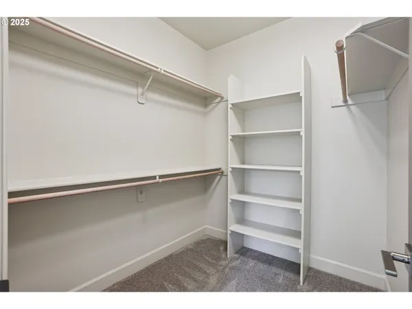 $699,900 | 29280 Southwest Costa Circle East, Wilsonville, OR 97070