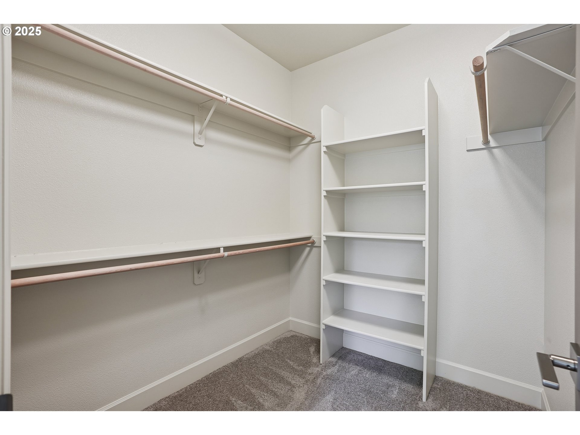 29280 Southwest Costa Circle East Wilsonville, OR 97070 - Photo 20 of 48