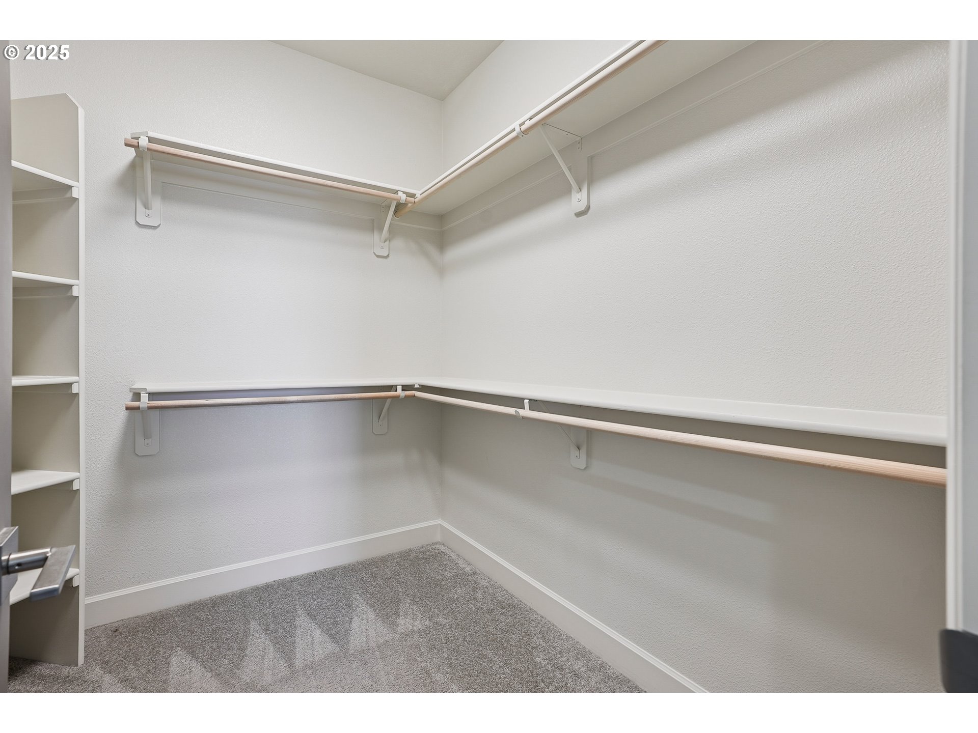 29280 Southwest Costa Circle East Wilsonville, OR 97070 - Photo 32 of 48