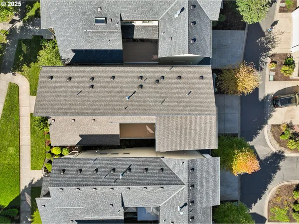 $699,900 | 29280 Southwest Costa Circle East, Wilsonville, OR 97070