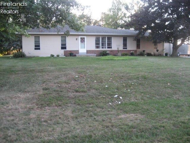 1398 Smith Road Fremont, OH 43420 - Photo 2 of 10 Gallery Image 2