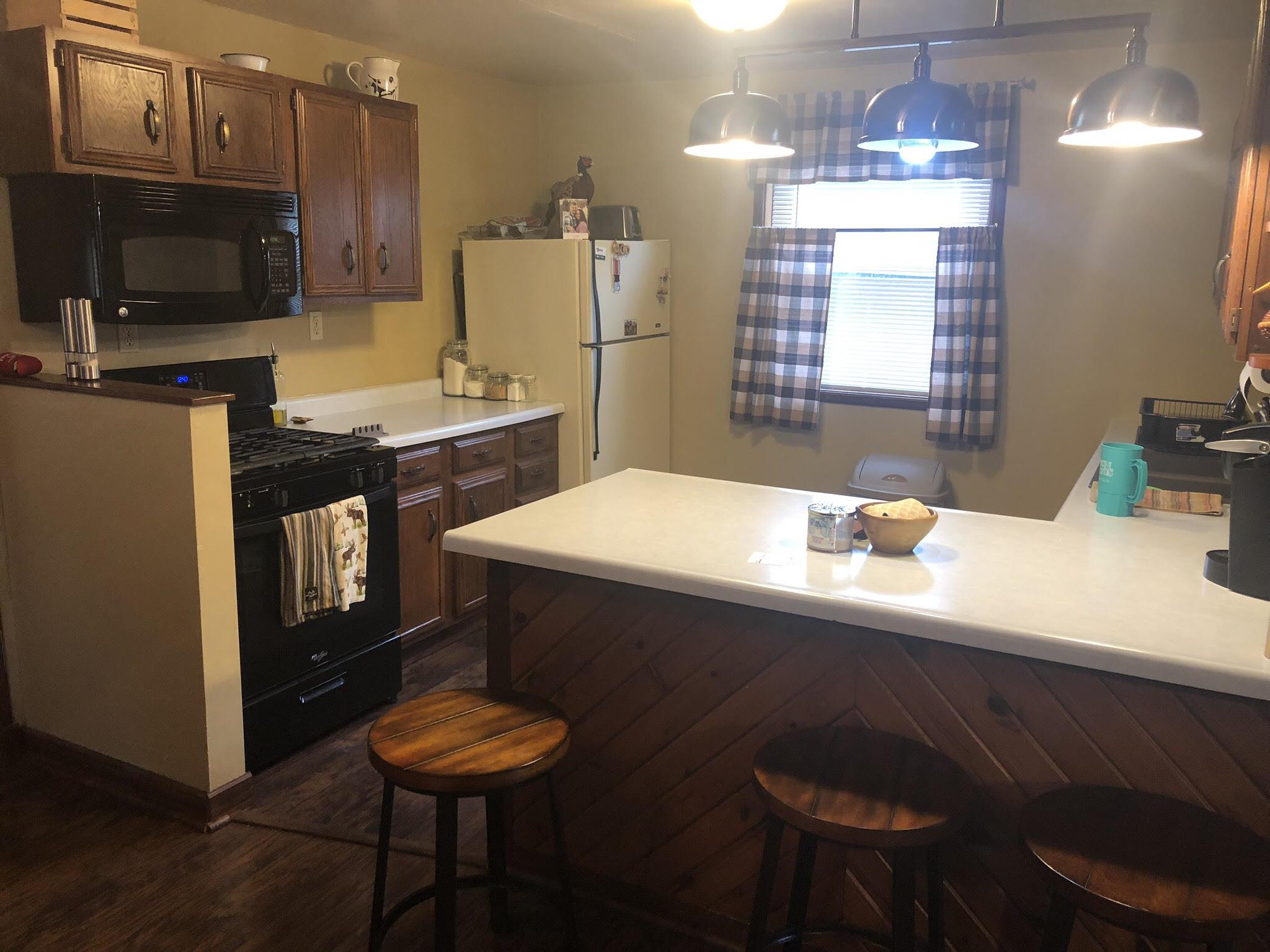 507 South Ripley Street Brookston, IN 47923 - Photo 8 of 14