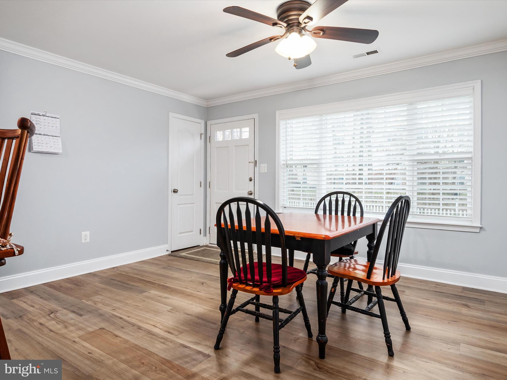 51 Claiborne Road Edgewater, MD 21037 - Photo 6 of 33 Entrance
