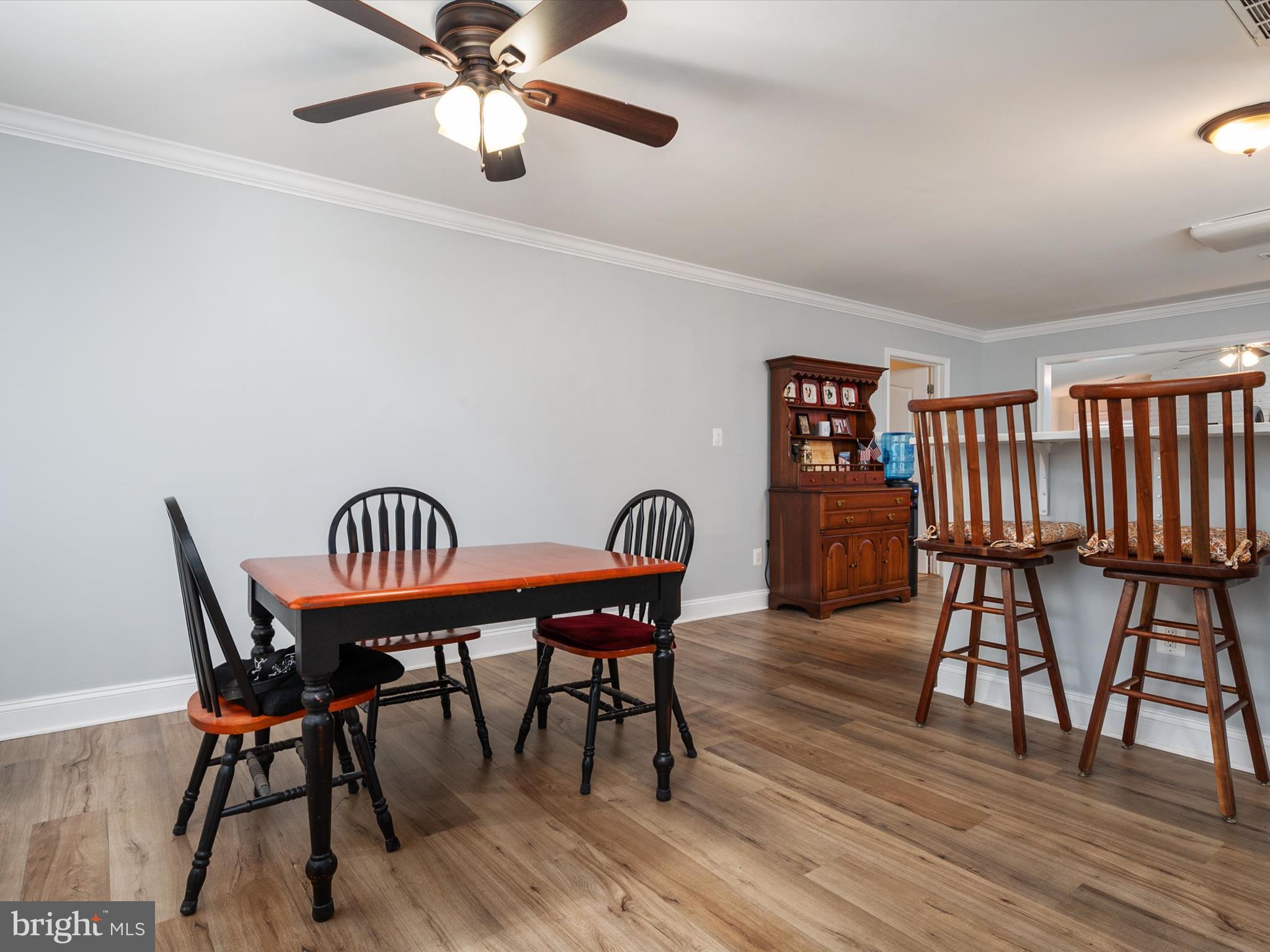 51 Claiborne Road Edgewater, MD 21037 - Photo 8 of 33 Dining to Kitchen