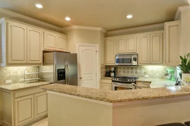 $5,100 | 3117 Rosedale Avenue, Unit 1, University Park, TX 75205