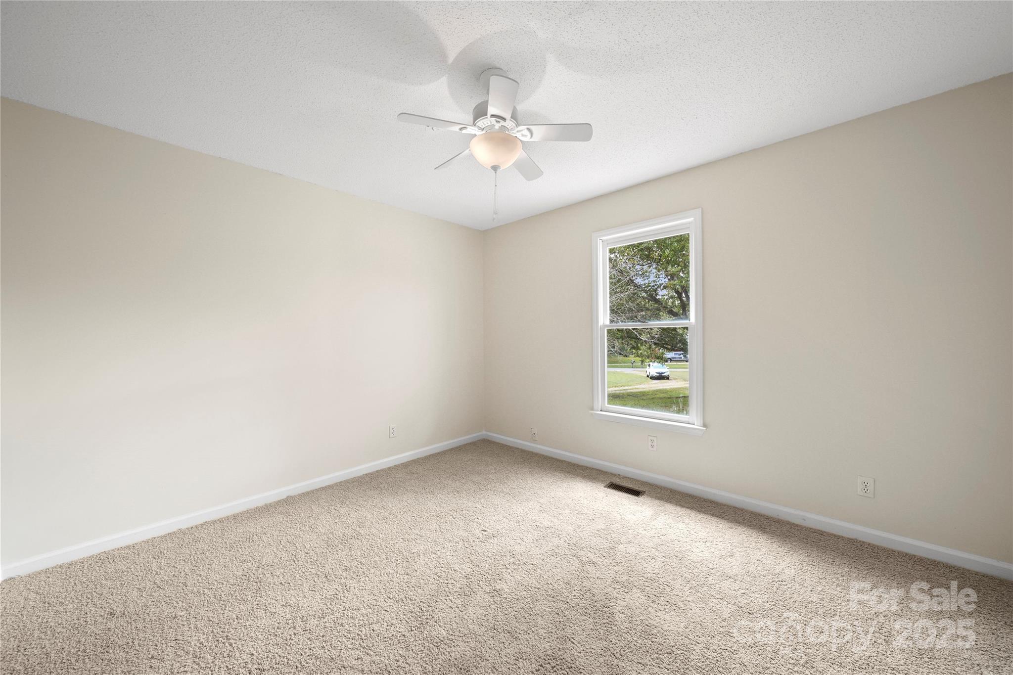 2028 Jim McCarter Road Clover, SC 29710 - Photo 14 of 27 Gallery Image 14