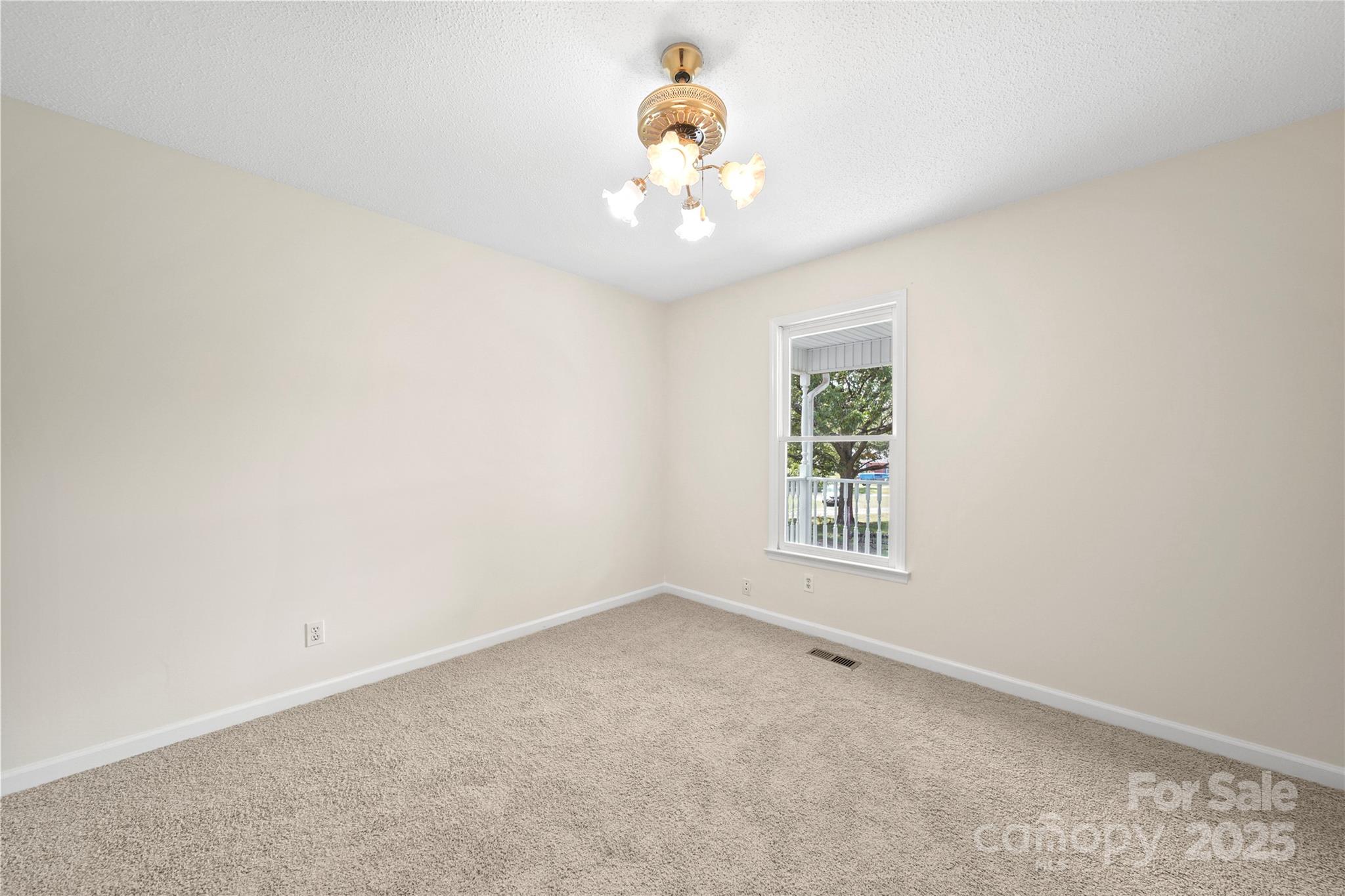 2028 Jim McCarter Road Clover, SC 29710 - Photo 15 of 27 Gallery Image 15