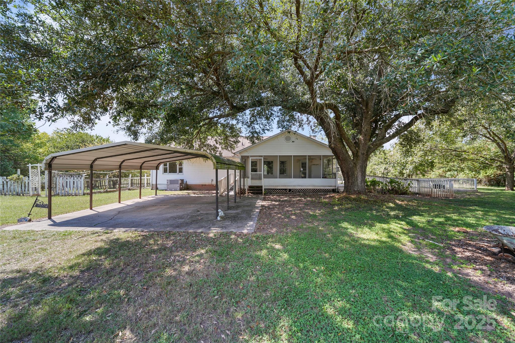 2028 Jim McCarter Road Clover, SC 29710 - Photo 23 of 27 Gallery Image 23