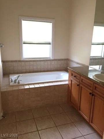 $1,695 | 20 Strada Di Circolo, Unit 20, Henderson, NV 89011