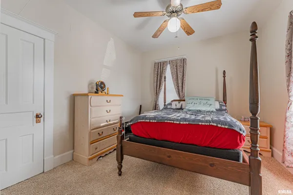 $150,000 | 216 Wyatt Avenue, Lincoln, IL 62656