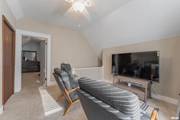 $150,000 | 216 Wyatt Avenue, Lincoln, IL 62656