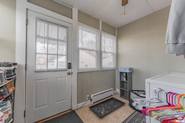 $150,000 | 216 Wyatt Avenue, Lincoln, IL 62656