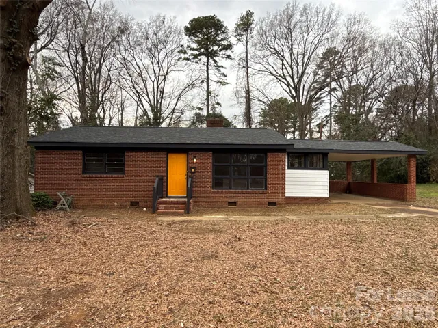 $2,200 | 2745 Dogwood Avenue, Charlotte, NC 28206