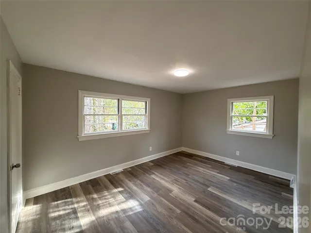 $2,200 | 2745 Dogwood Avenue, Charlotte, NC 28206