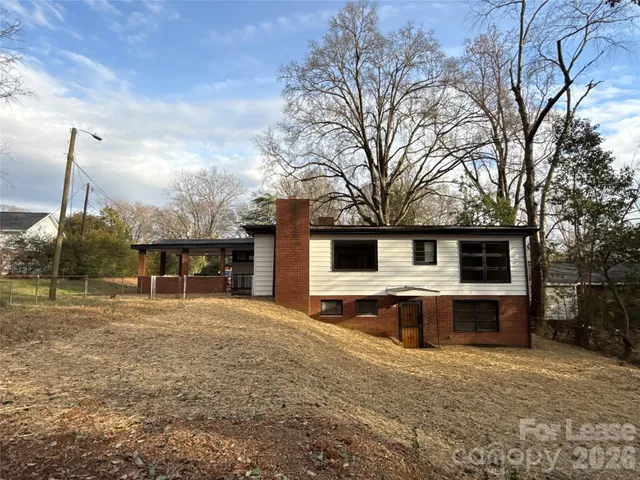 $2,200 | 2745 Dogwood Avenue, Charlotte, NC 28206