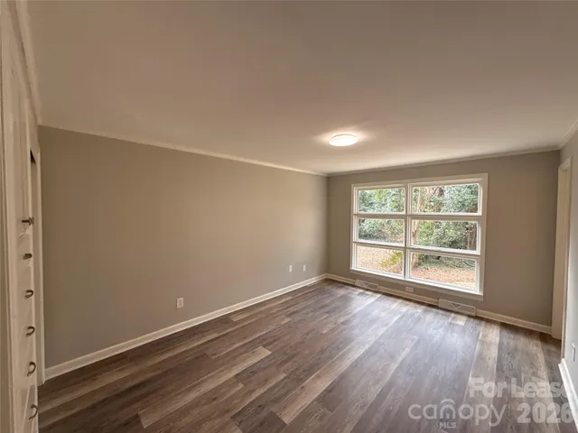 $2,200 | 2745 Dogwood Avenue, Charlotte, NC 28206