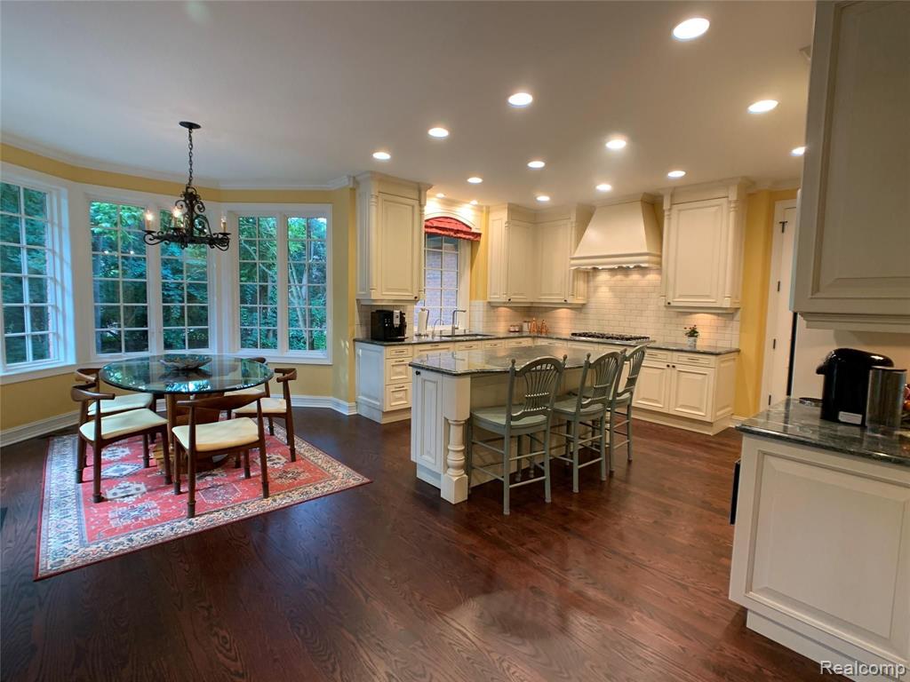 30246 Inkster Road Franklin, MI 48025 - Photo 37 of 53