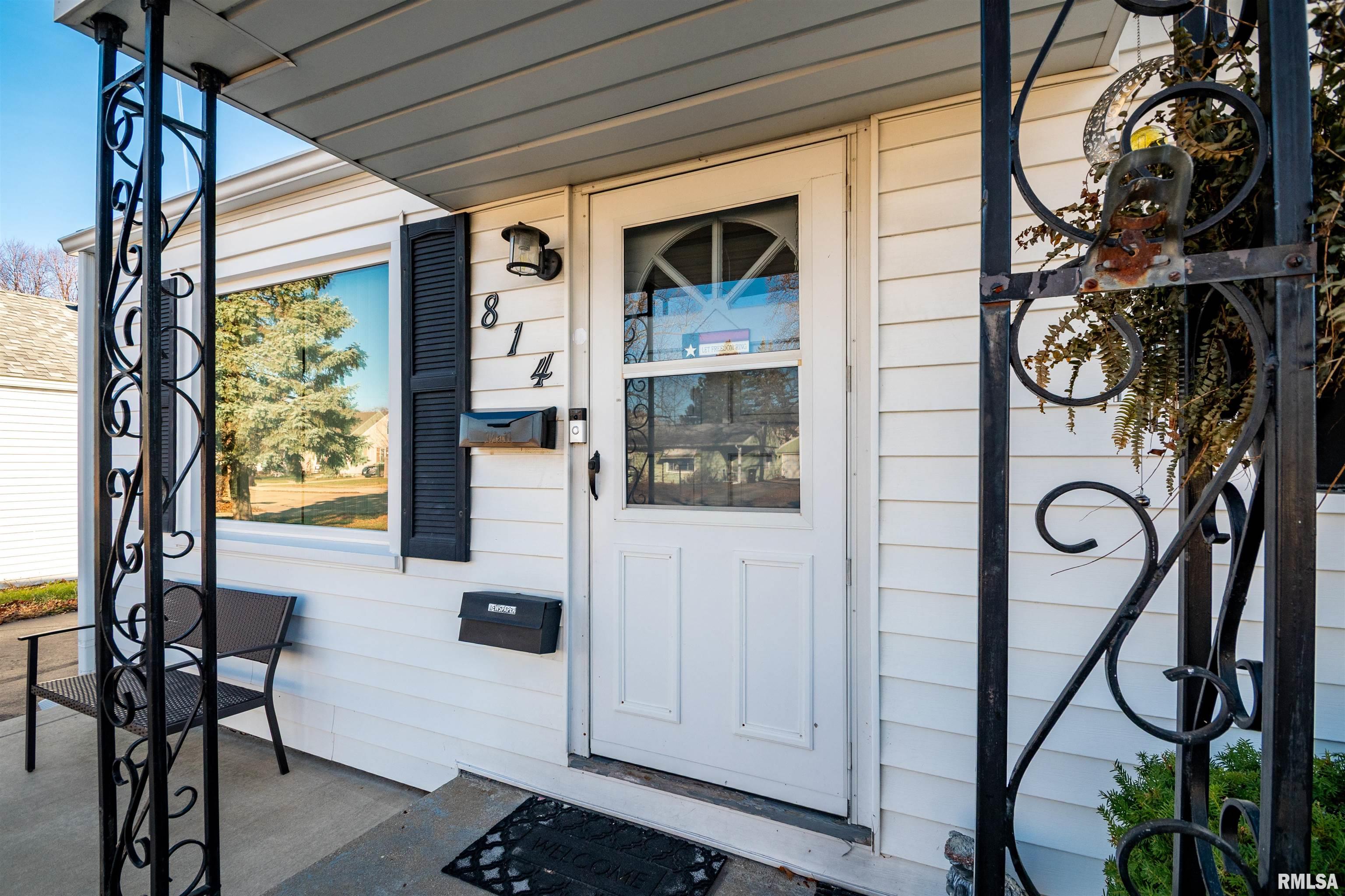 814 West Ridge Road Peoria, IL 61614 - Photo 4 of 34