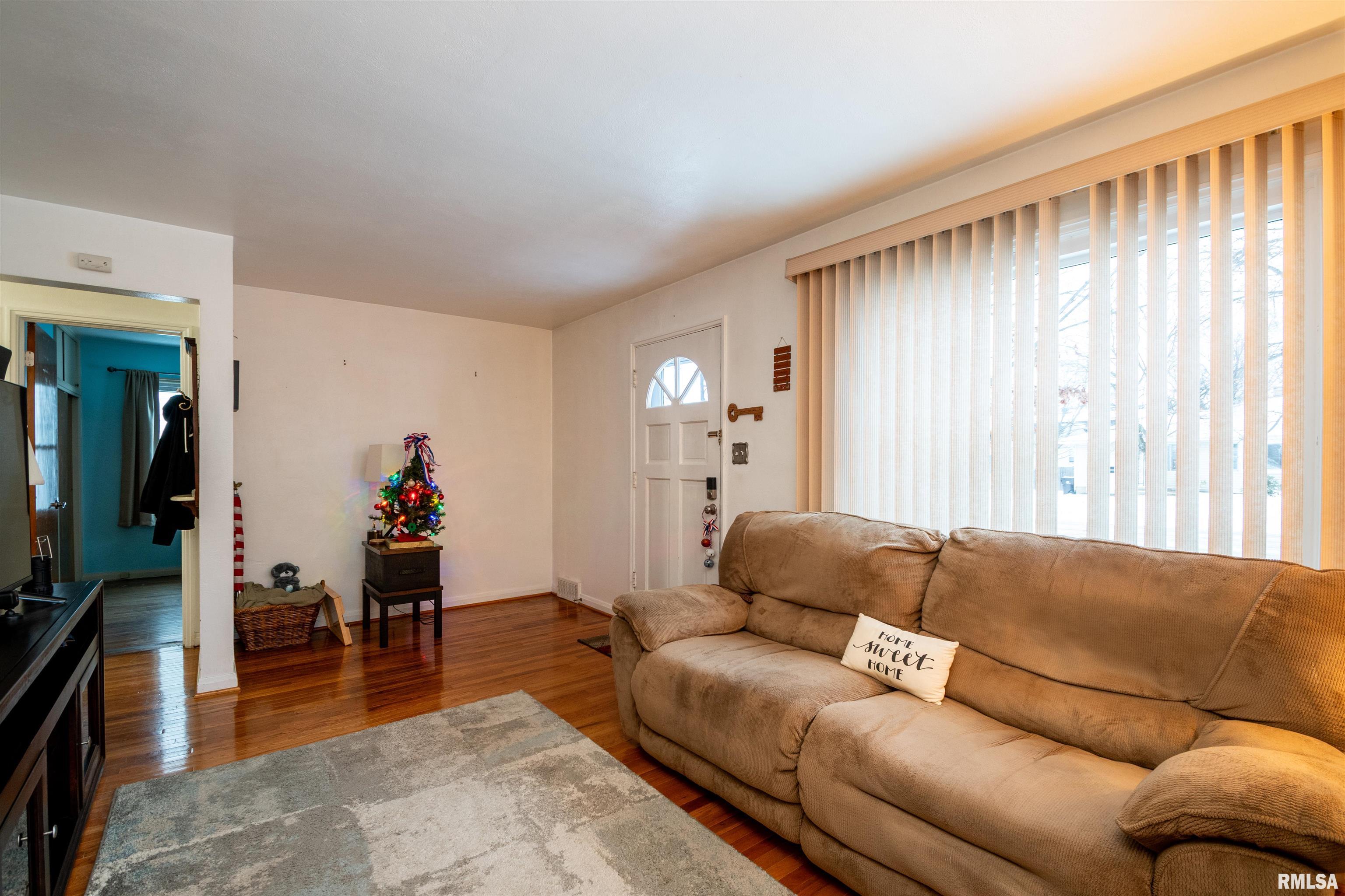 814 West Ridge Road Peoria, IL 61614 - Photo 10 of 34