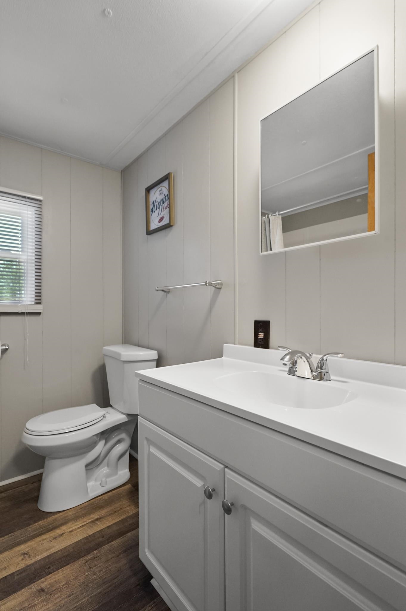 9921 South Oak Road Roscommon, MI 48653 - Photo 7 of 9 1922516-96246e8c-925e-4600-a31a-e3b9899c2c2f.JPG