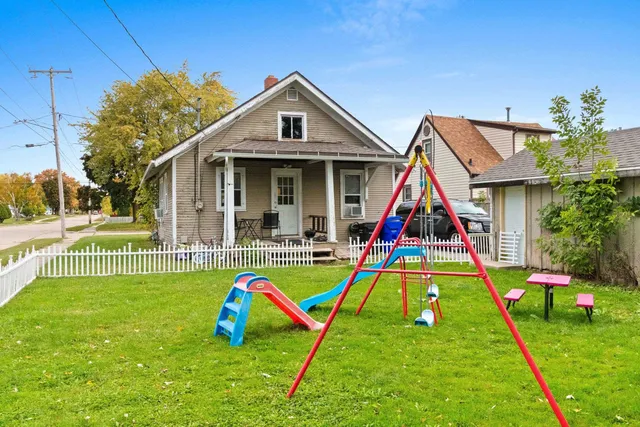 $139,900 | 733 West Grant Street, Appleton, WI 54914