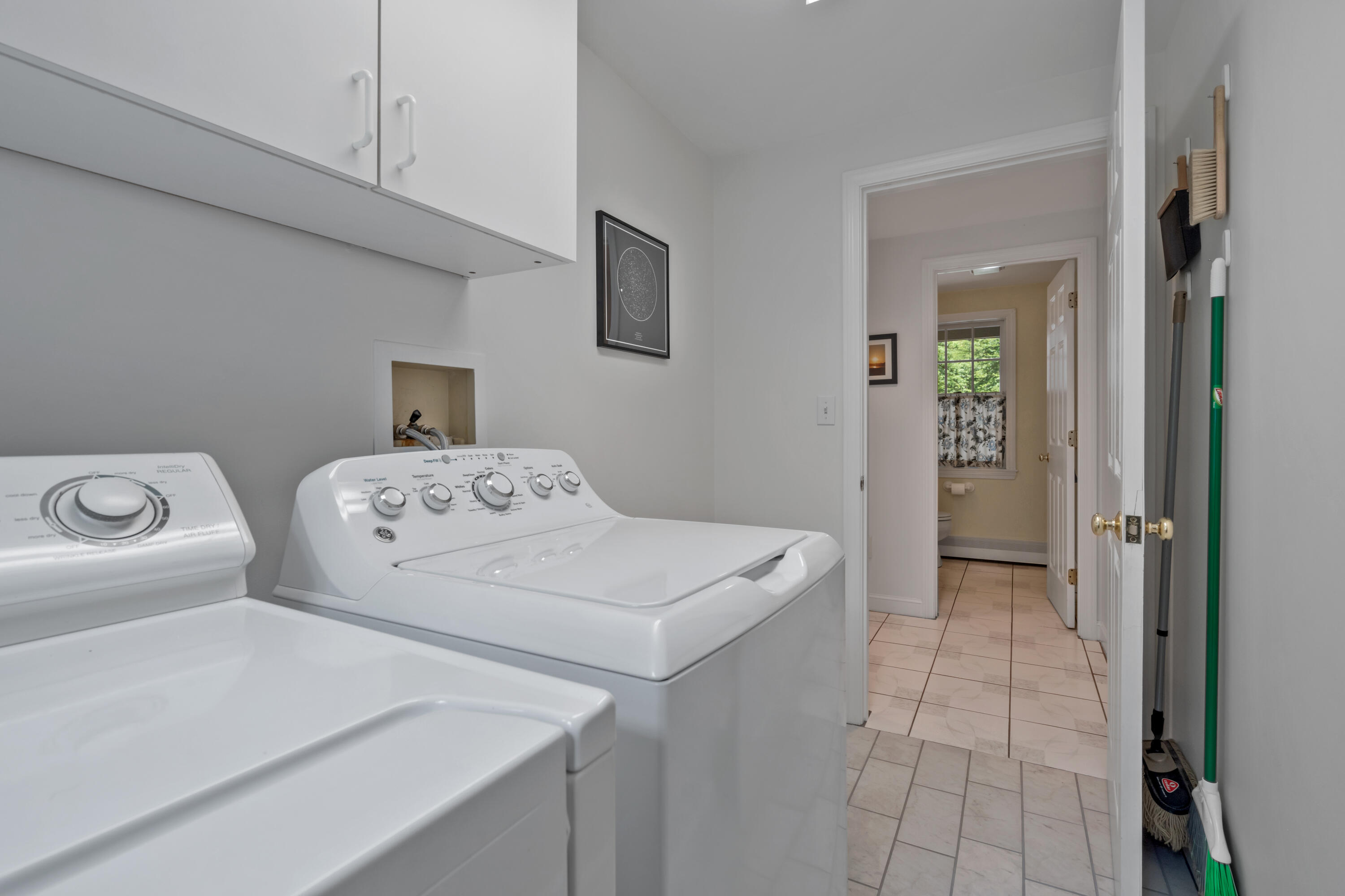 12 Alewive Farms Road Kennebunk, ME 04043 - Photo 26 of 63 Laundry Room