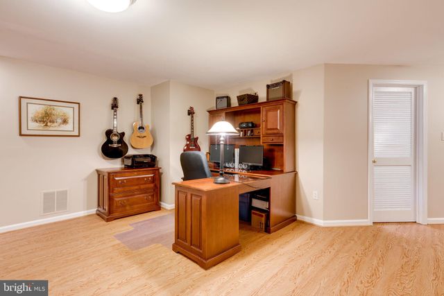 $522,000 | 7212 Burton Hill Court, Springfield, VA 22152