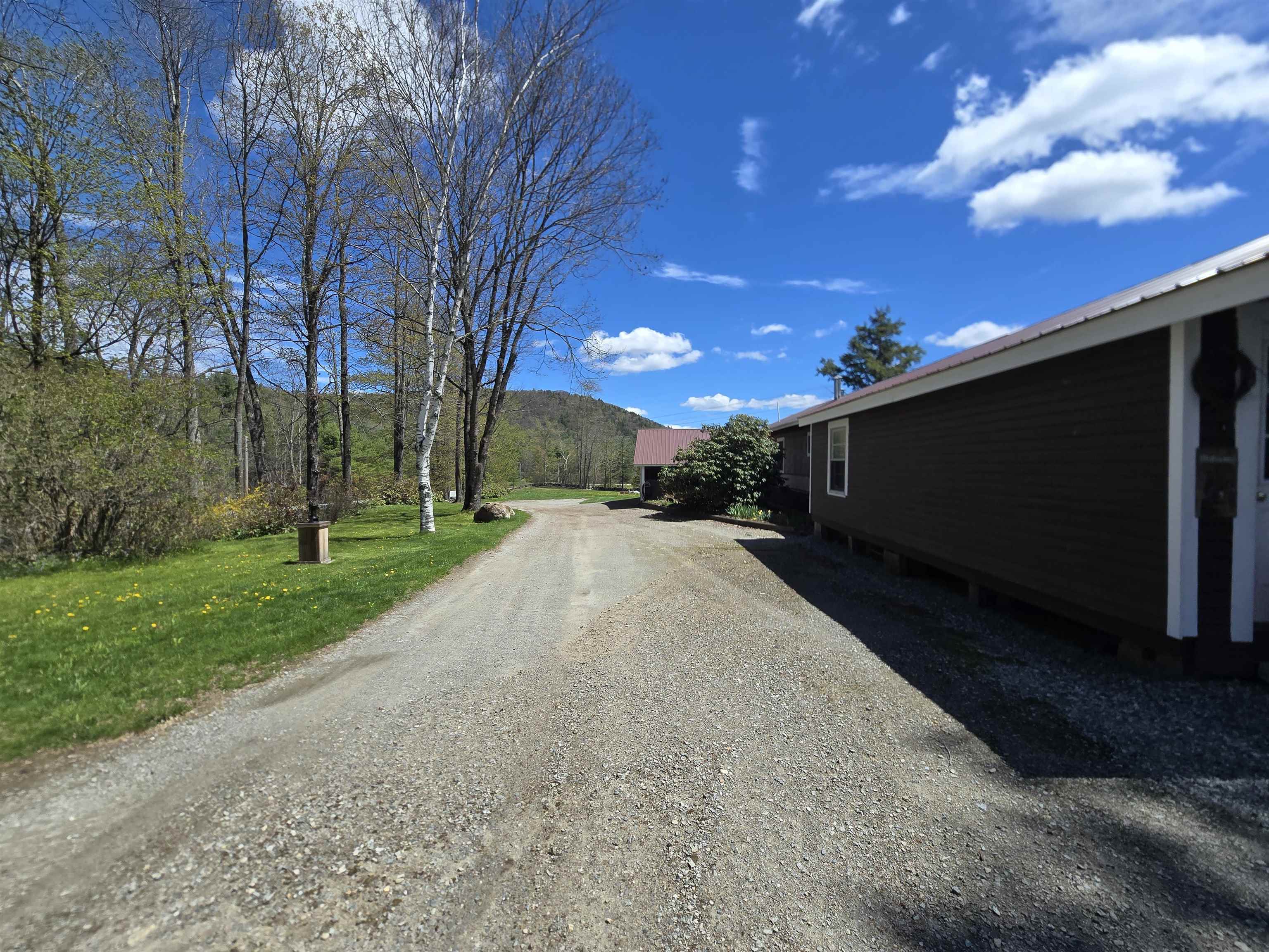847 Simonsville Road Andover, VT 05143 - Photo 4 of 38
