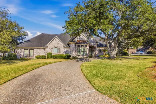 $1,149,900 | 115 Alameda Circle, Victoria, TX 77904
