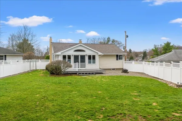 $259,900 | 306 Doyleson Avenue, Endicott, NY 13760