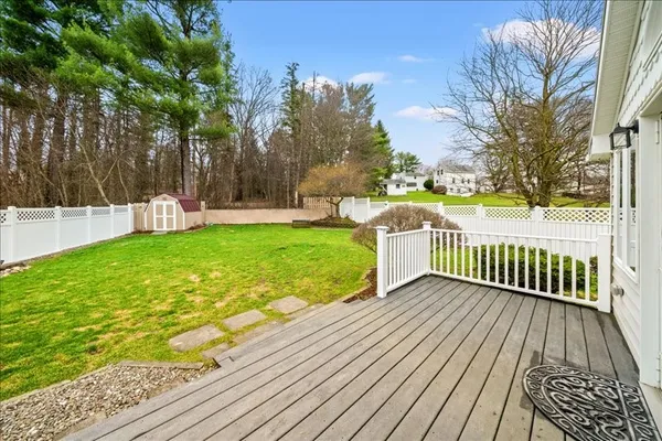 $259,900 | 306 Doyleson Avenue, Endicott, NY 13760