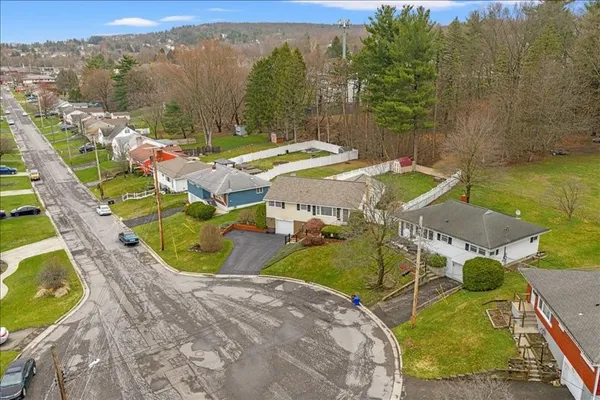 $259,900 | 306 Doyleson Avenue, Endicott, NY 13760