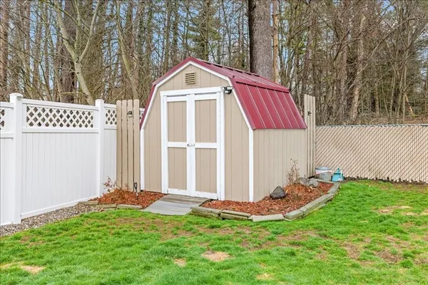 $259,900 | 306 Doyleson Avenue, Endicott, NY 13760