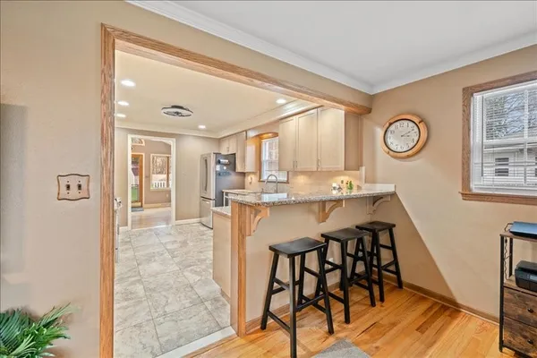 $259,900 | 306 Doyleson Avenue, Endicott, NY 13760