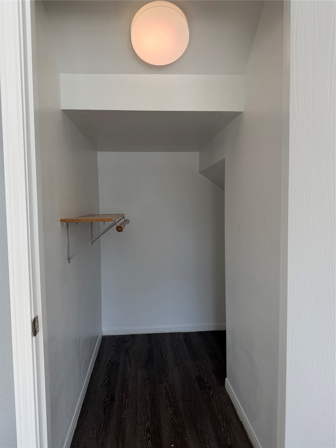 4623 Mi Castillo Court Houston, TX 77045 - Photo 11 of 25 a close view of a sink in a bathroom
